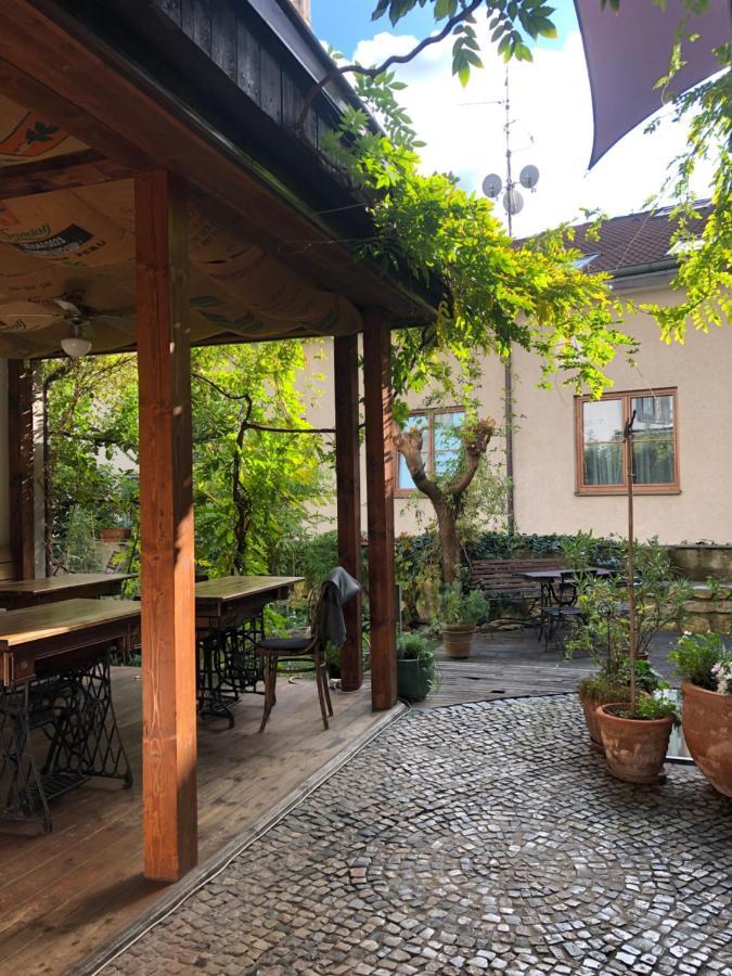 Family Lorenz & Coffee House Praag